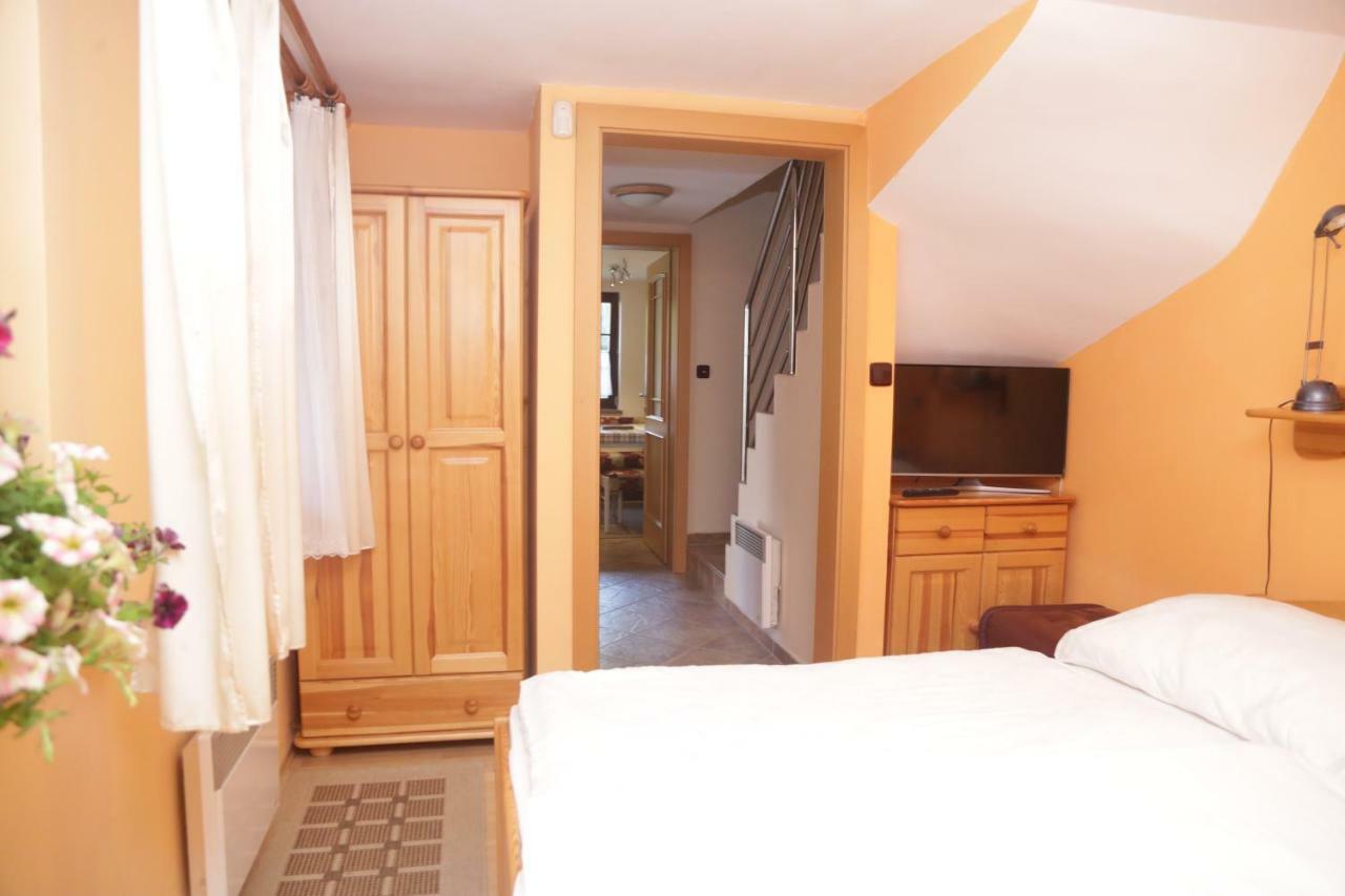 Apartman Kristina Ivachnova 49 Bešeňová エクステリア 写真